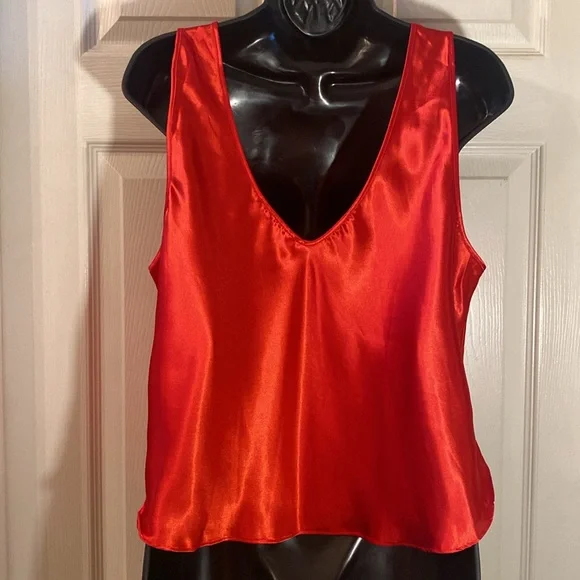 Vintage Vibrant Red Satin Camisole with Floral Detail - Picture 7 of 9